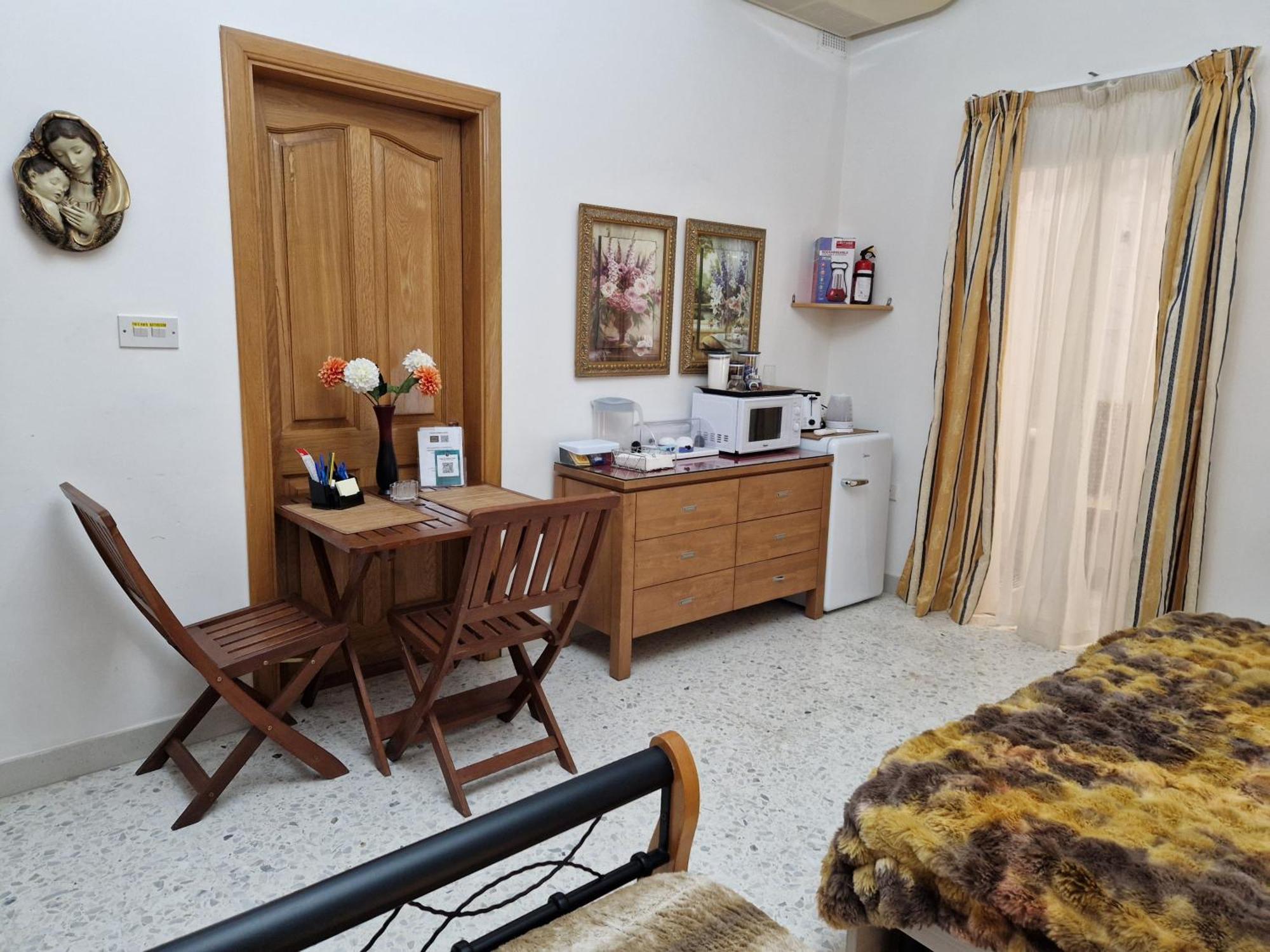 Saracini'S Homestay Attard Exterior foto