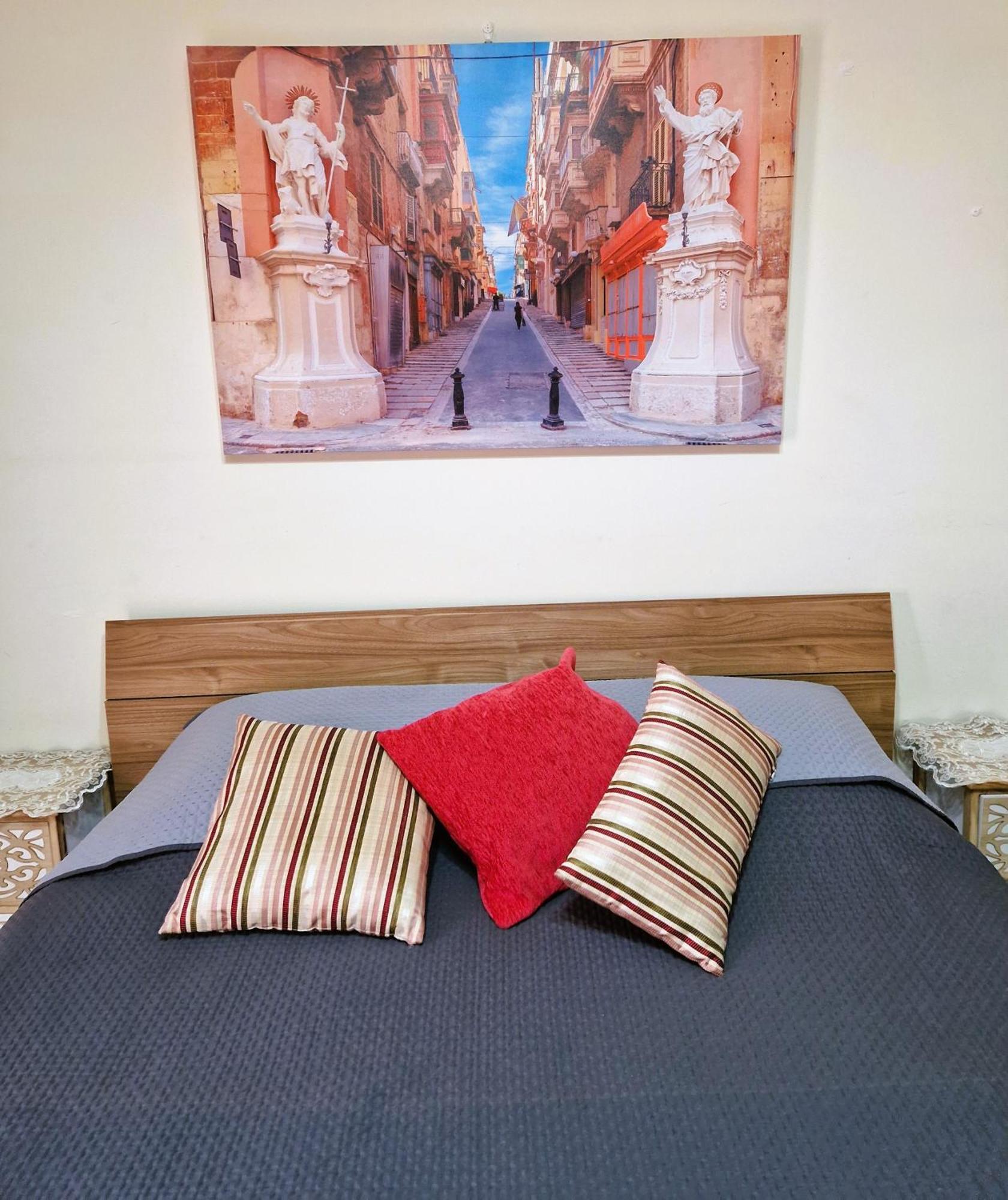 Saracini'S Homestay Attard Exterior foto